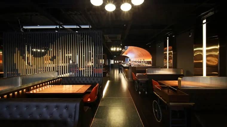 餐饮空间设计中材料的装饰性展示